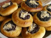 Tento recept vyvážíte zlatem: Recept na unikátní šlehačkové těsto na ty nejlepší domácí buchty a koláče!