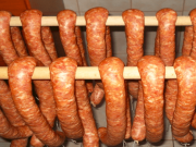 Recept na ty nejlepší klobásy pod sluncem: Náš rodinný recept, který naše prababička dostala před lety od mistra řezníka!
