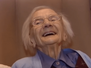 Jessie Galanová (109 let) -nejstarší žena Skotska řekla pro Daily Mail: Pokud chcete dlouho žít, vyhýbejte se mužům!