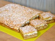 Jablečný koláč z jarmarku jemný jako pěna bez tvarohu ani smetany a přitom úžasně krémový