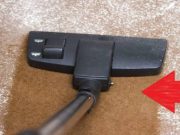 Toto doslova vytáhne špínu z vašich koberců! Geniální způsob jak vyčistit koberce téměř bez roboty