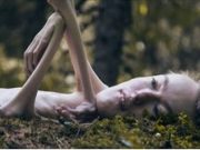 Když jim lékaři řekli, že zdraví jejich syna je velmi vážné, učinili nejtěžší rozhodnutí v životě. O 30 let později tyto fotografie zasáhly svět