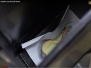 Můj soused mnohokrát namočil chléb do octa, pak ho vyhodil do koše … Nikdy jsem nechápal, proč to udělal, úžasné! Od té doby dělám totéž!