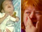 Matka přes dětskou chůvu slyší zvláštní sténání. Spěchá do místnosti a vidí, že dítě není samo
